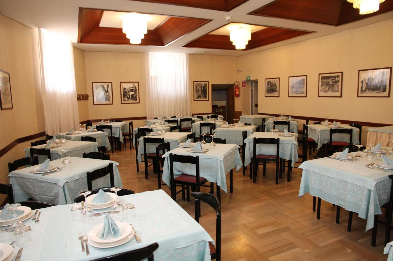 Hotel Da Remo روكاراسو المظهر الخارجي الصورة